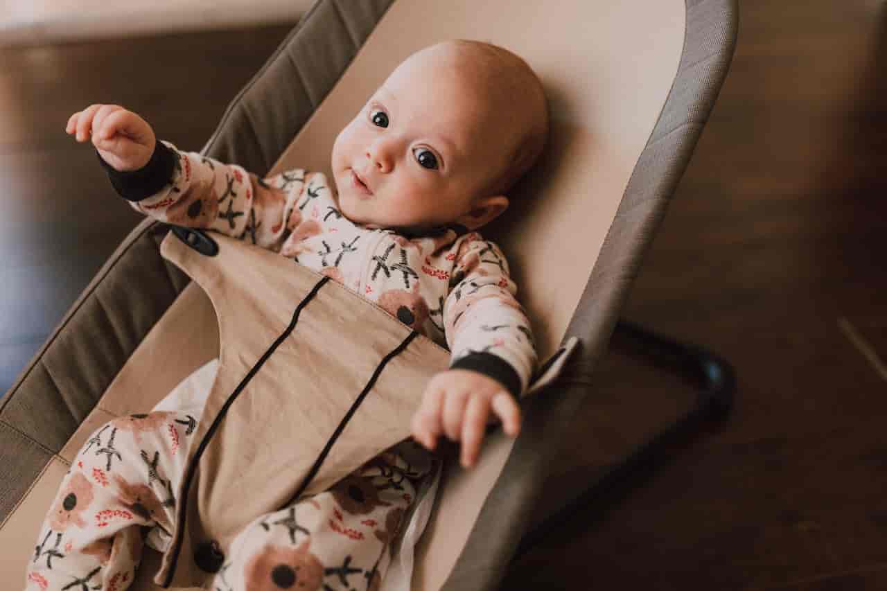bebis i babysitter