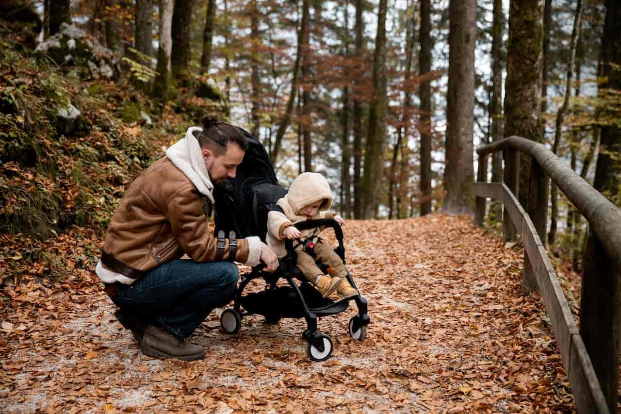 Resevagn i skogen - bästa resevagn 2025