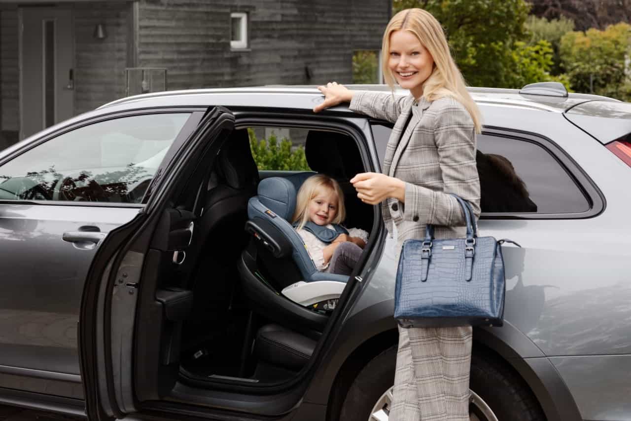 Bästa bilbarnstol 2025 - Babytips bäst i test